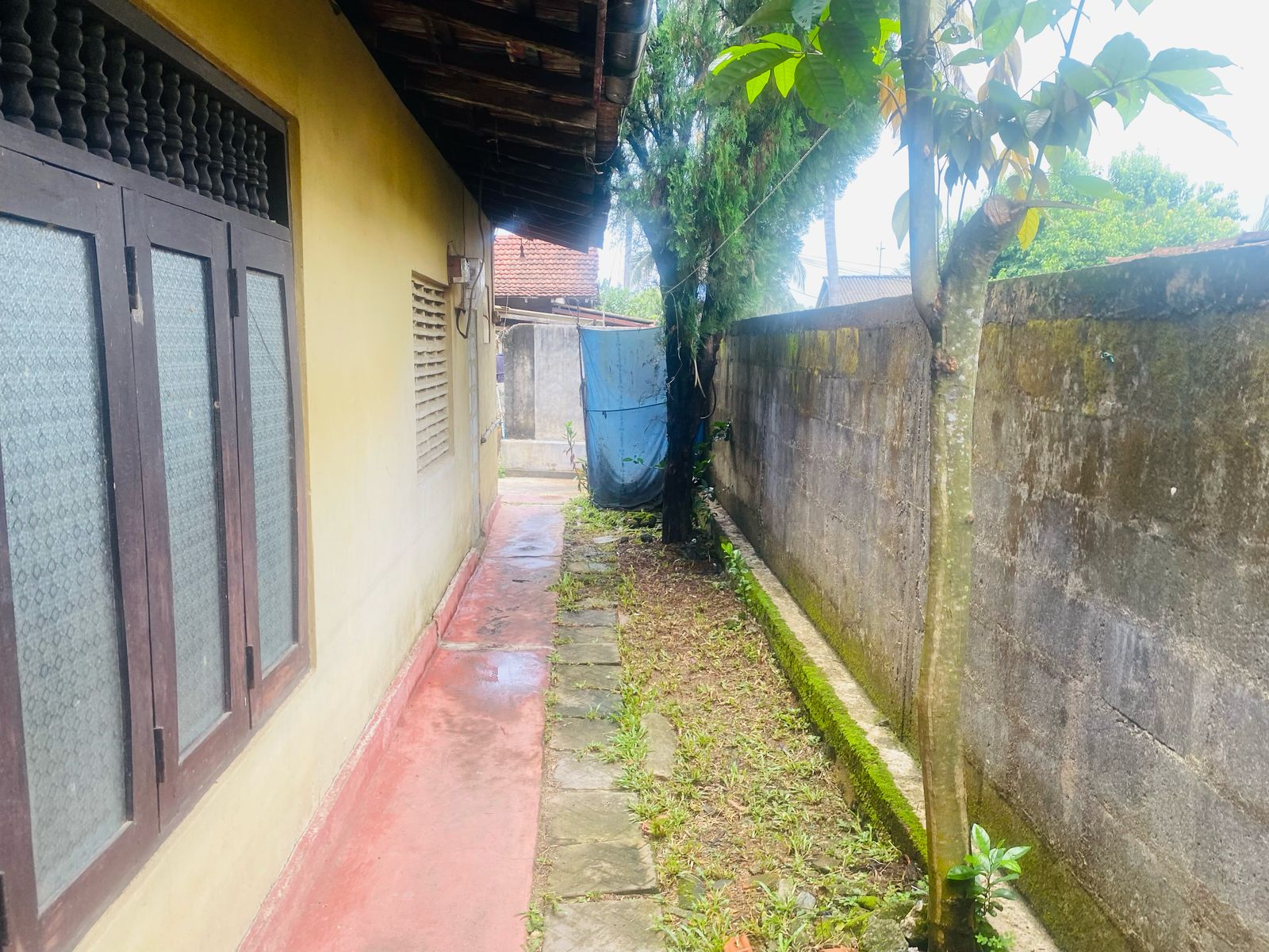 ජා ඇල Land with House Sale