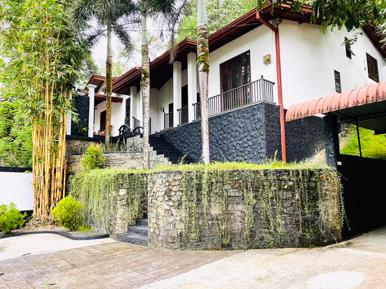 Villa Type House for Sale in Ratnapura