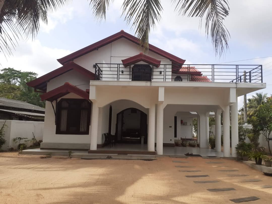 House for Sale – Dangolla