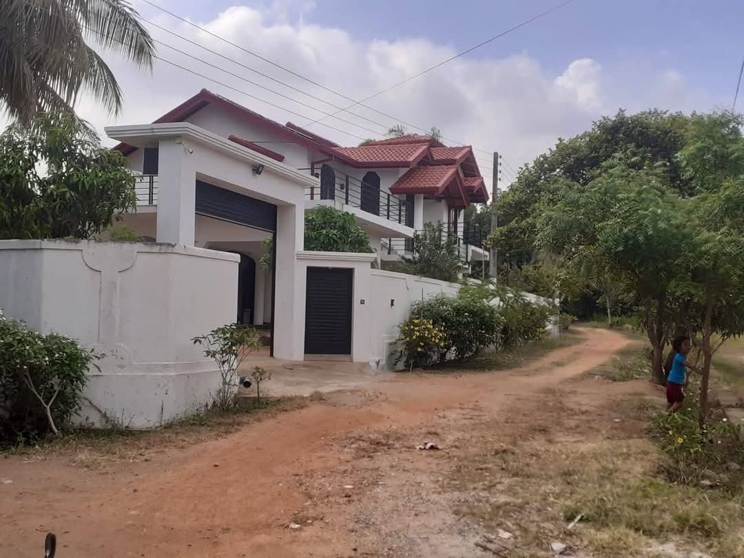 House for Sale – Dangolla