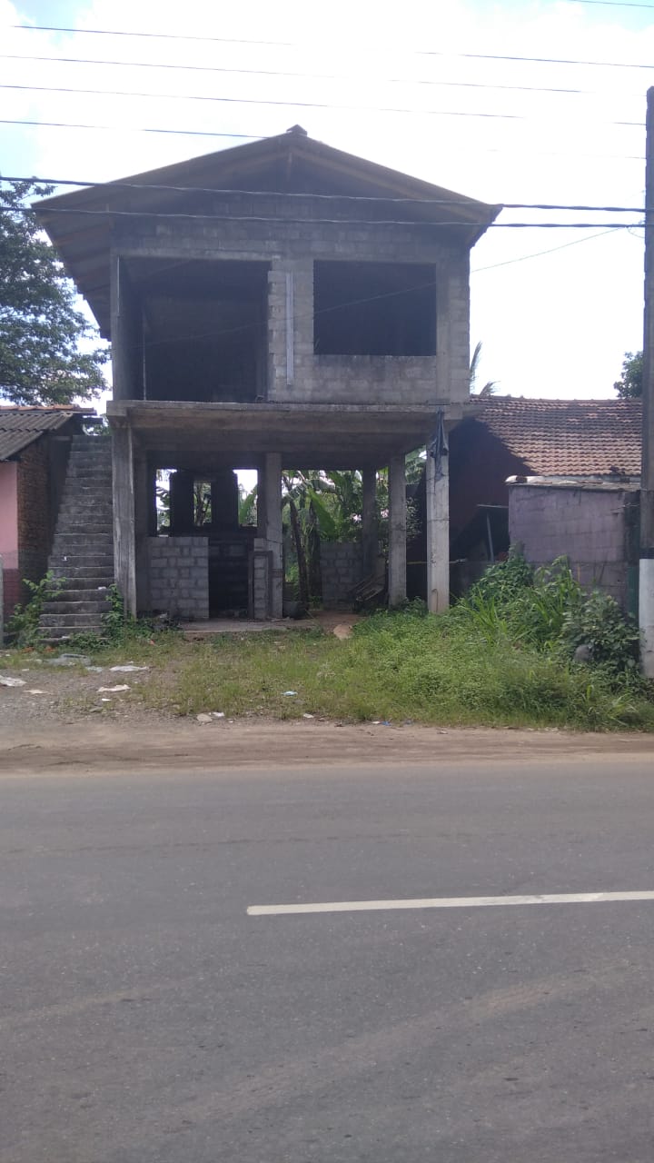 Land with Building for Sale Infront of Biyagama Road