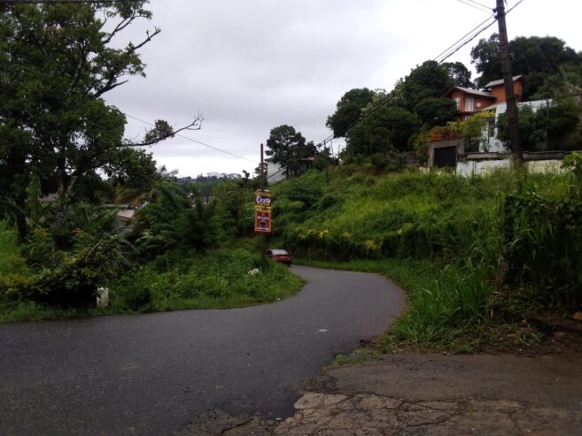 Three Story House to Sale in Heerassagala Kandy