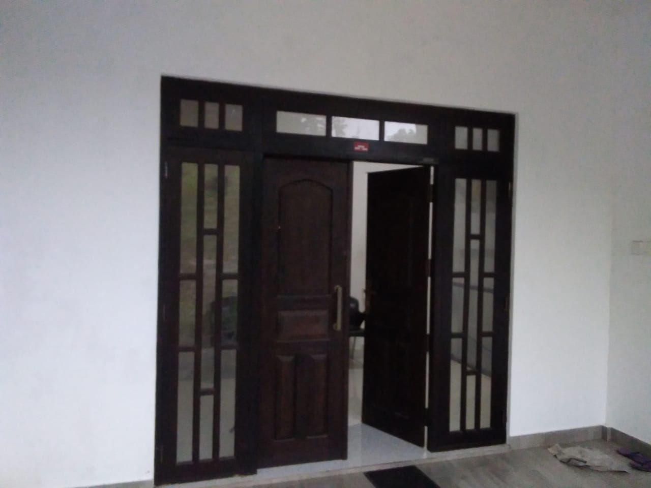 Three Story House to Sale in Heerassagala Kandy
