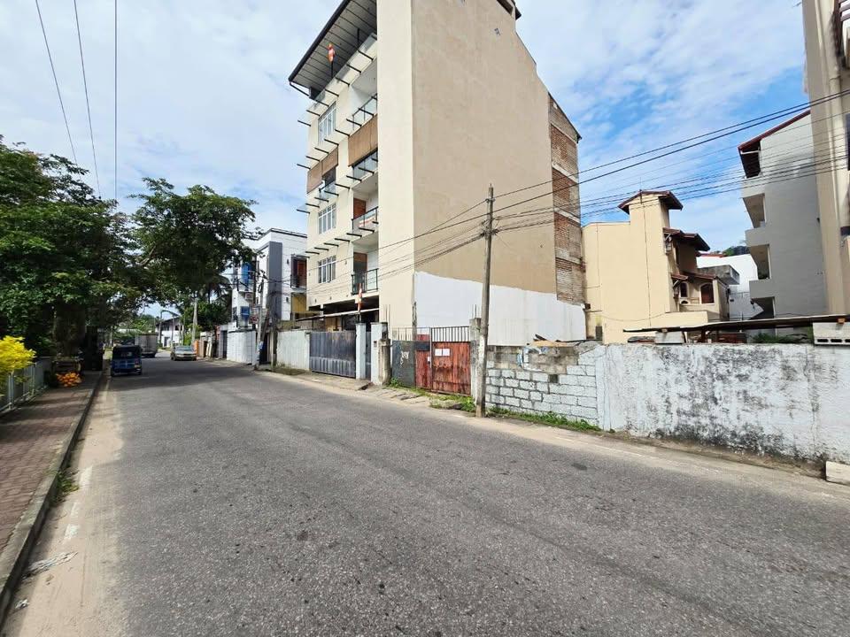 Prime Land for Sale in Dehiwala