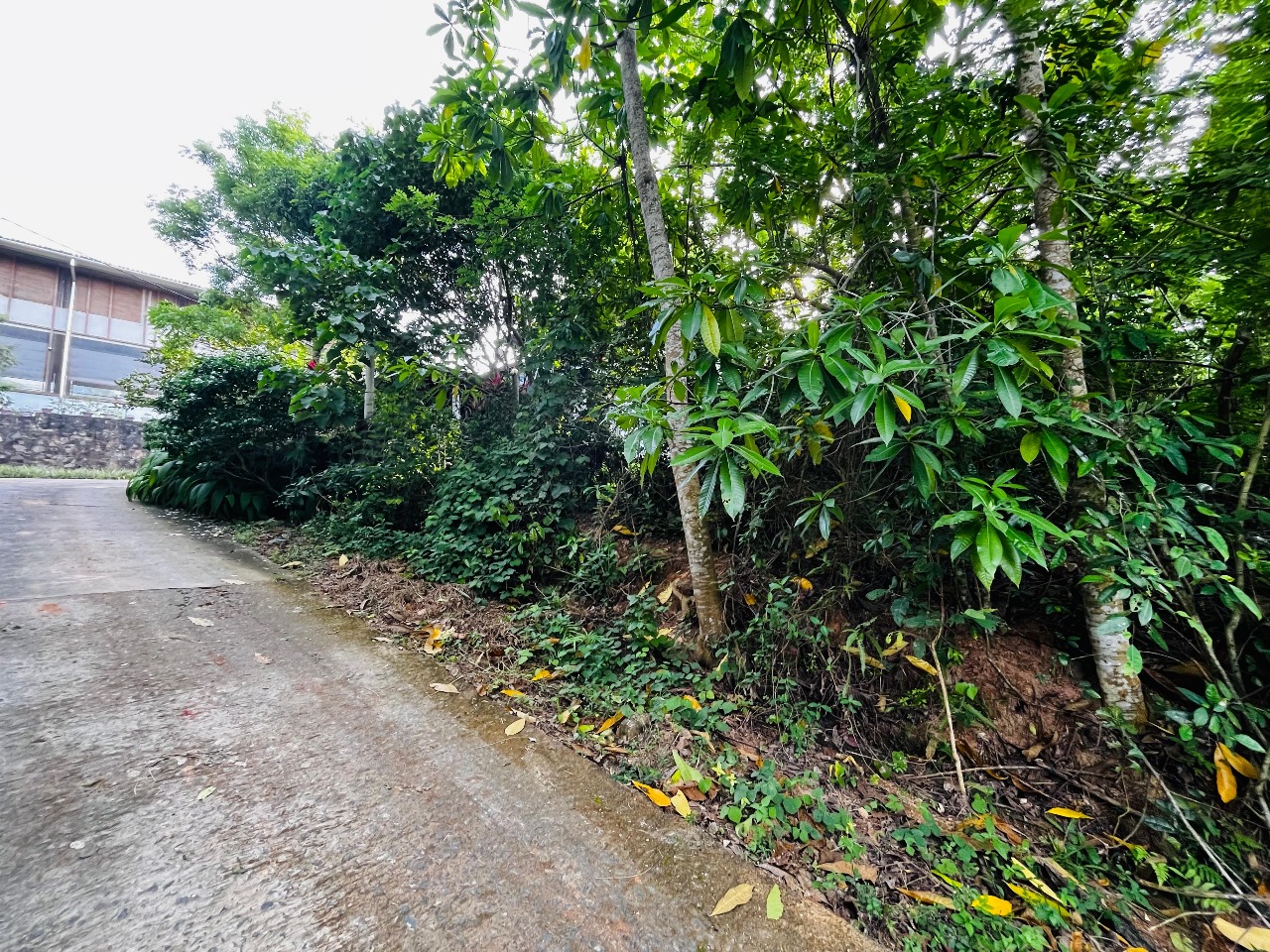 Flat Land for Sale in Kaduruduwa,just 1km from Southern Expy Entrance Rd