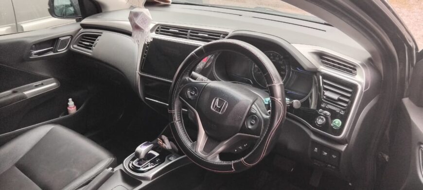 Honda Grace Ex 2016