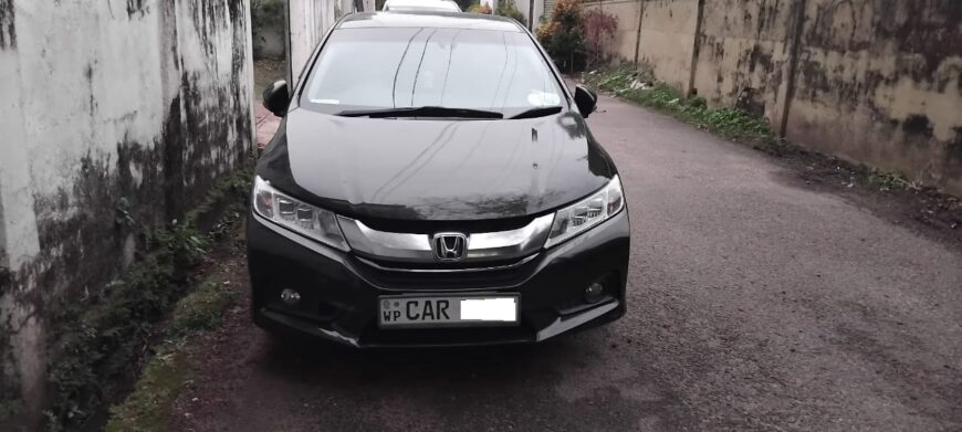 Honda Grace Ex 2016