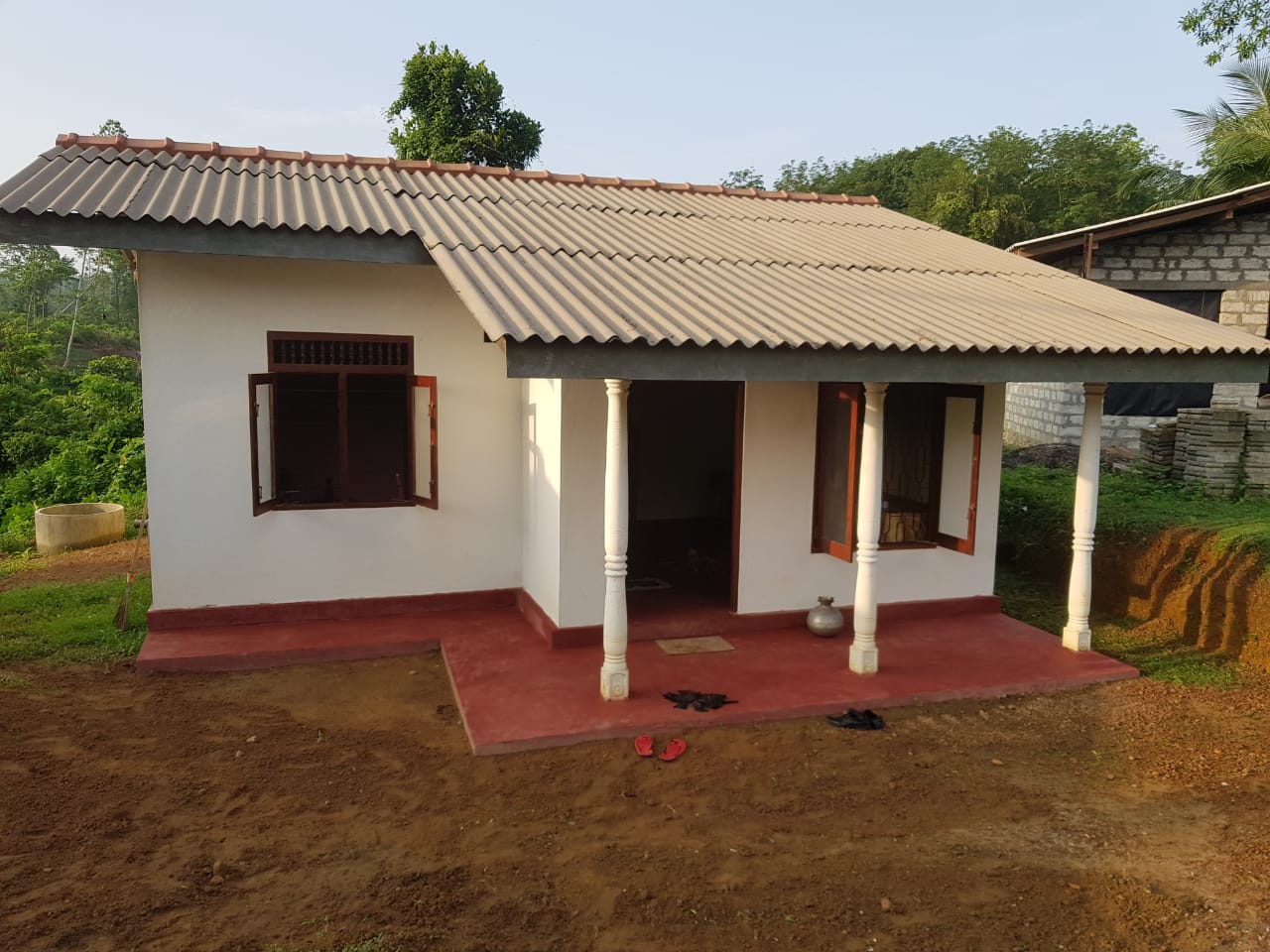 නිවසක් විකිණීමට ඇත මාතලේ