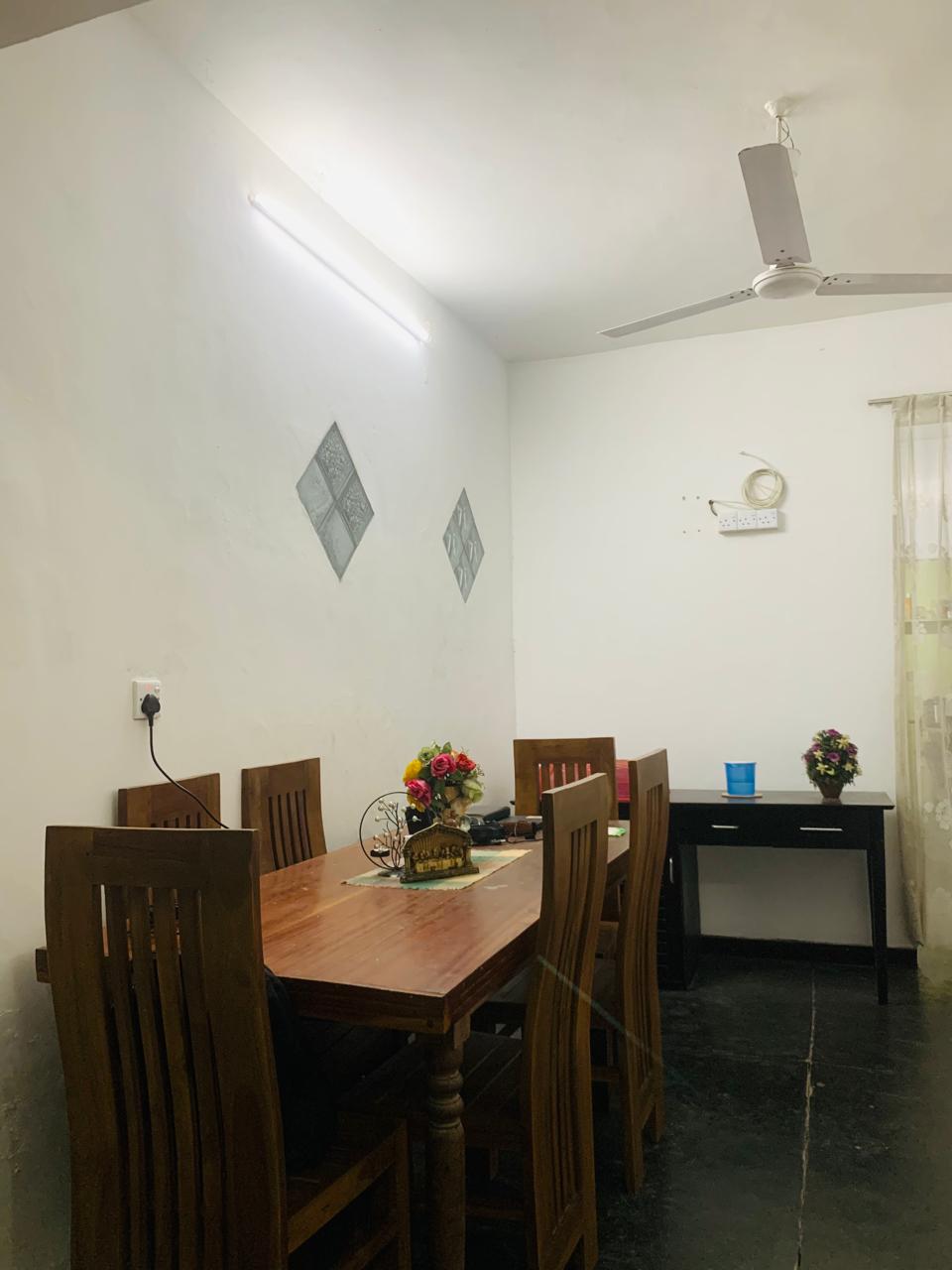 Elegant 3-Bedroom Family Home for Sale in the Heart of Wadduwa