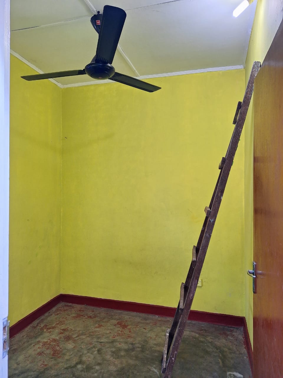 Chitra Lane Flats – 3rd Floor Colombo-05