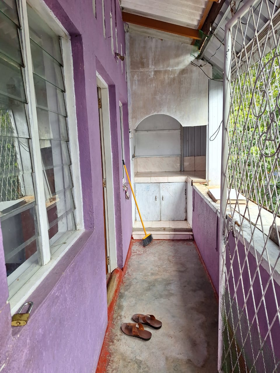 Chitra Lane Flats – 3rd Floor Colombo-05