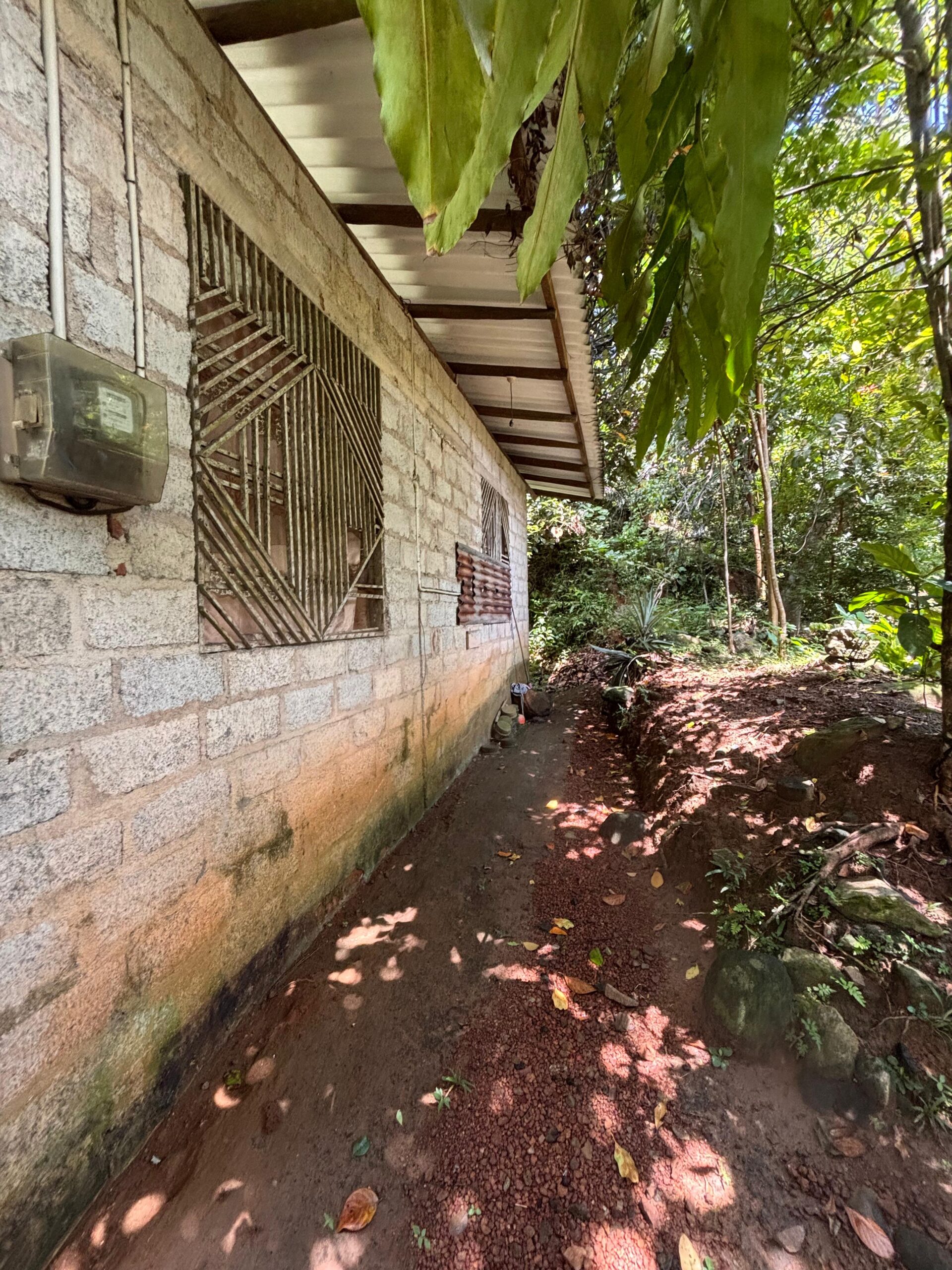 Half-Built House With Land For Sale In Unawatuna