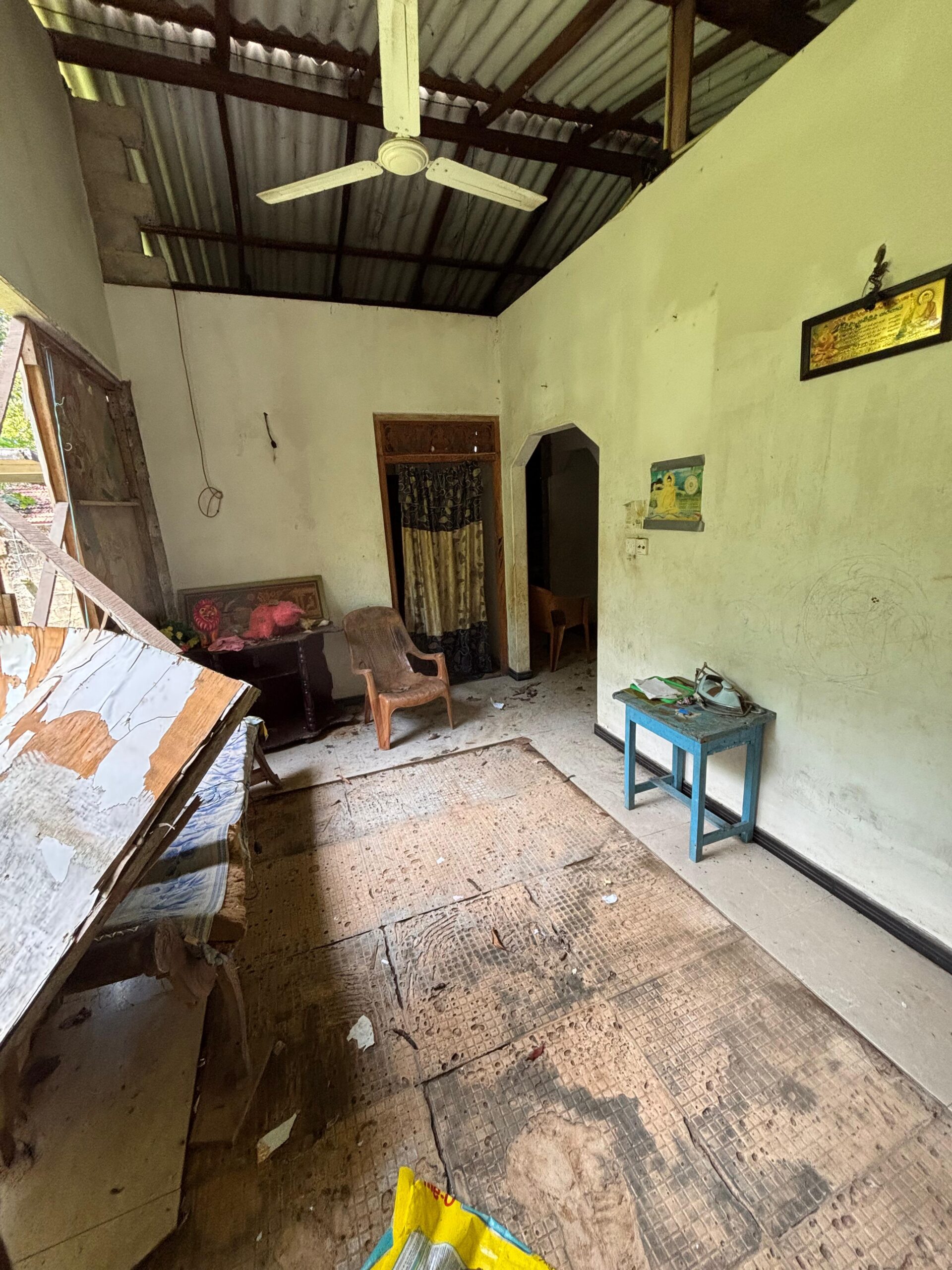 Half-Built House With Land For Sale In Unawatuna