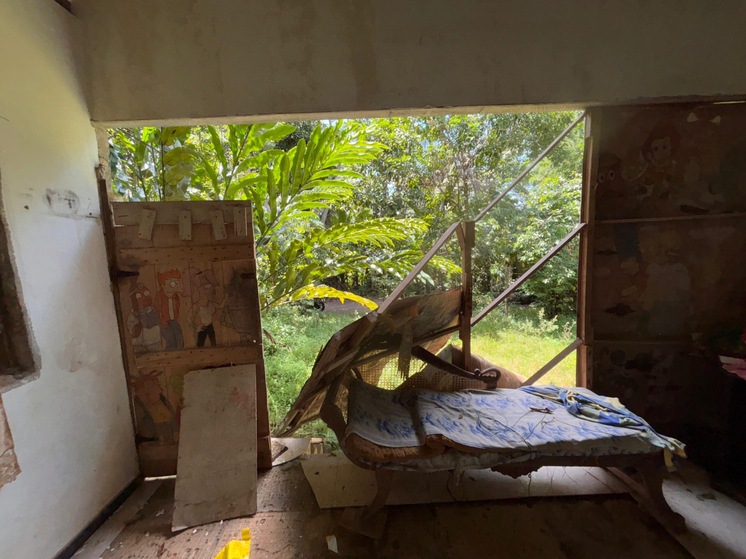 Half-Built House With Land For Sale In Unawatuna