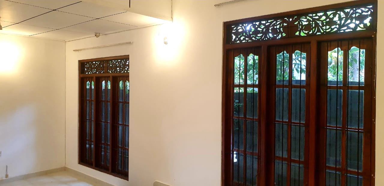 A Three Bed Room Fully Tiled House for Sale – Kiribathgoda