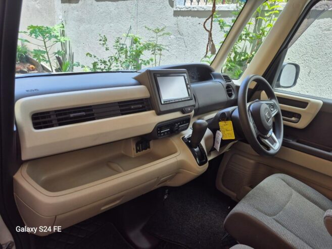 Honda N-Box 2018