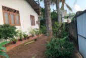 15 Perches Land with Old House for Sale – Embuldeniya