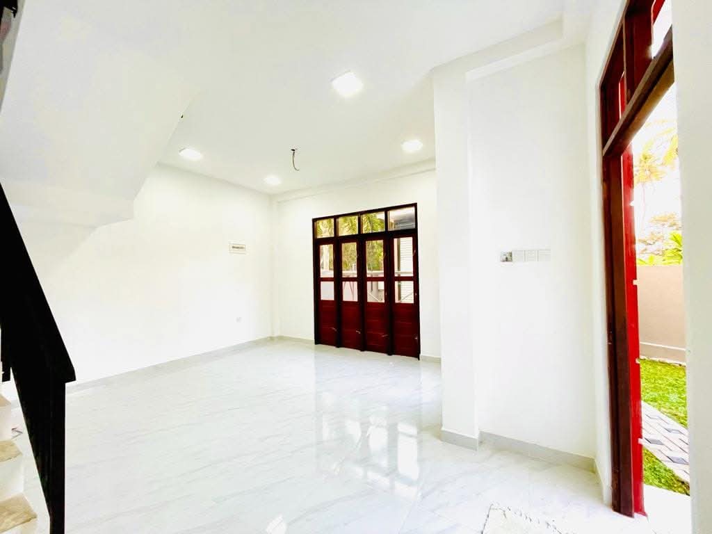 Luxury House Sale Edaramulla