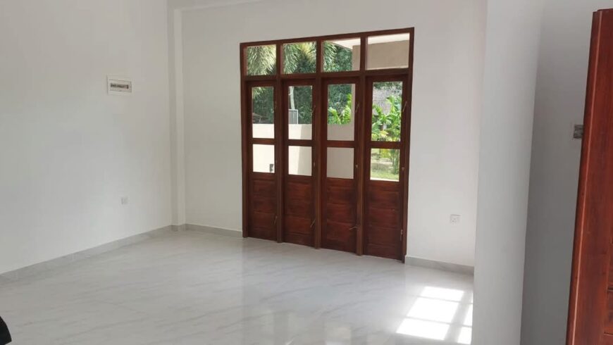 Luxury House Sale Edaramulla