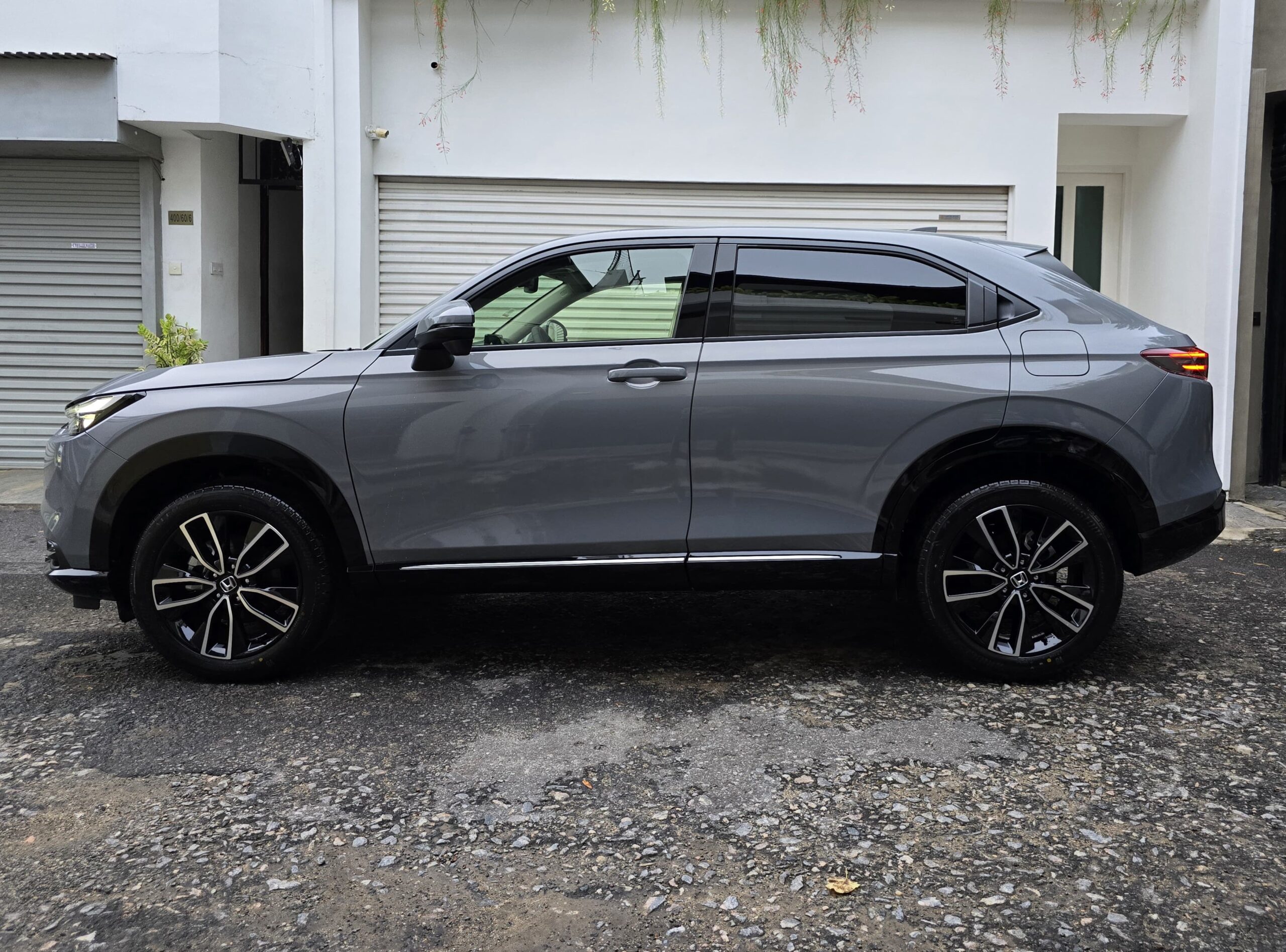 Honda Vezel Z Premium 2025