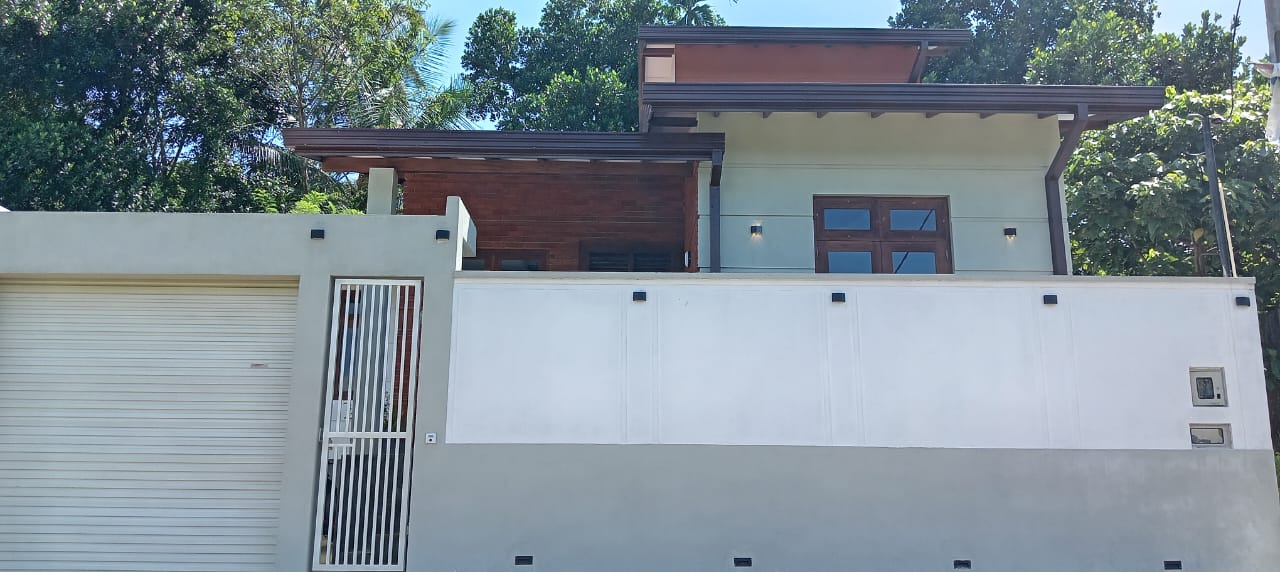 New Modern House for Sale – Athurugiriya