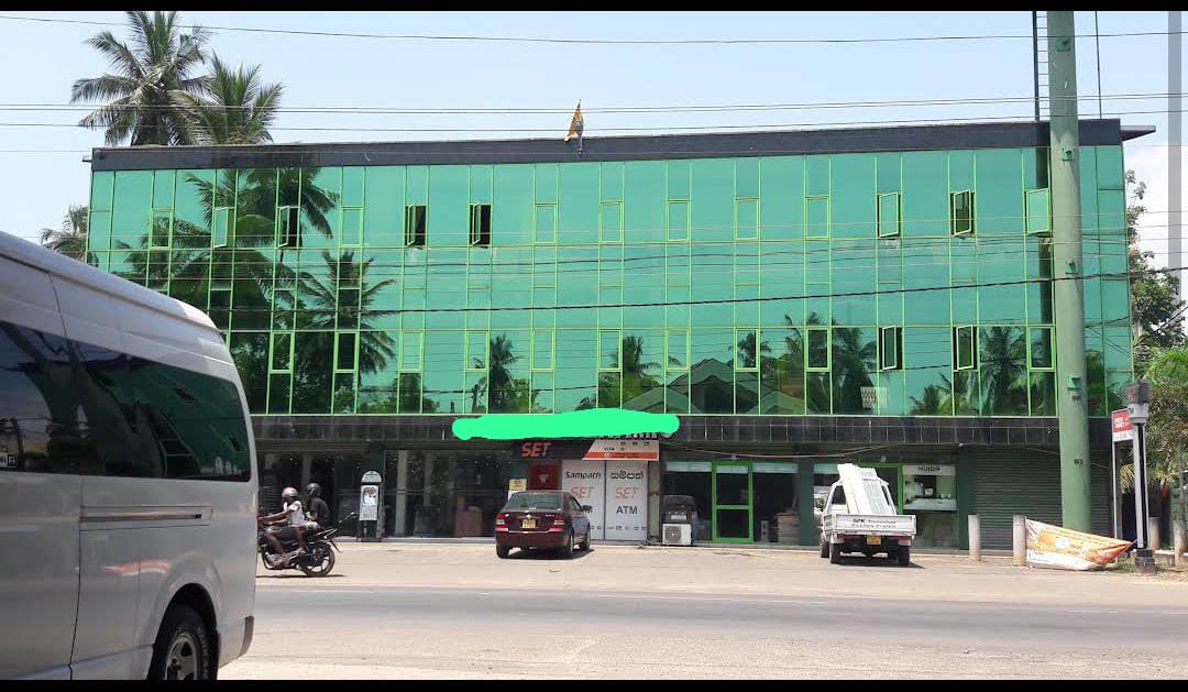 Premier Commercial Property with Extensive Facilities for Sale in Katuneriya