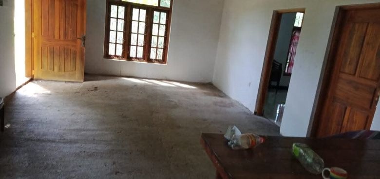 House for sale in Wallawaya