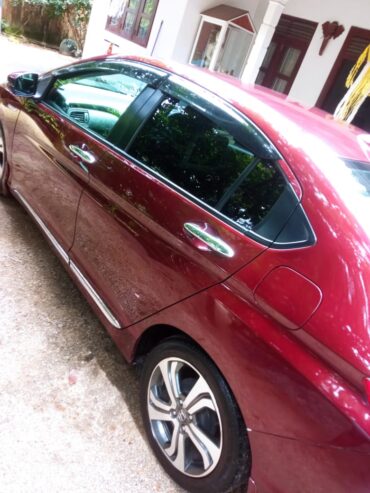 Honda Grace 2015
