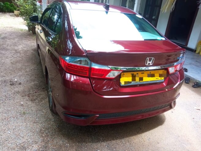 Honda Grace 2015