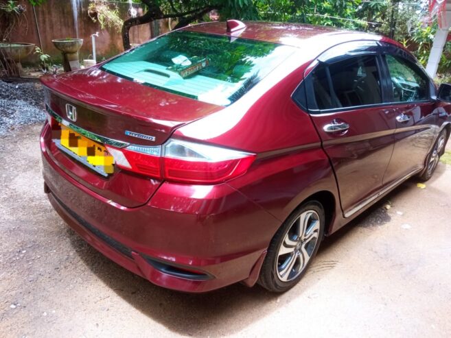 Honda Grace 2015