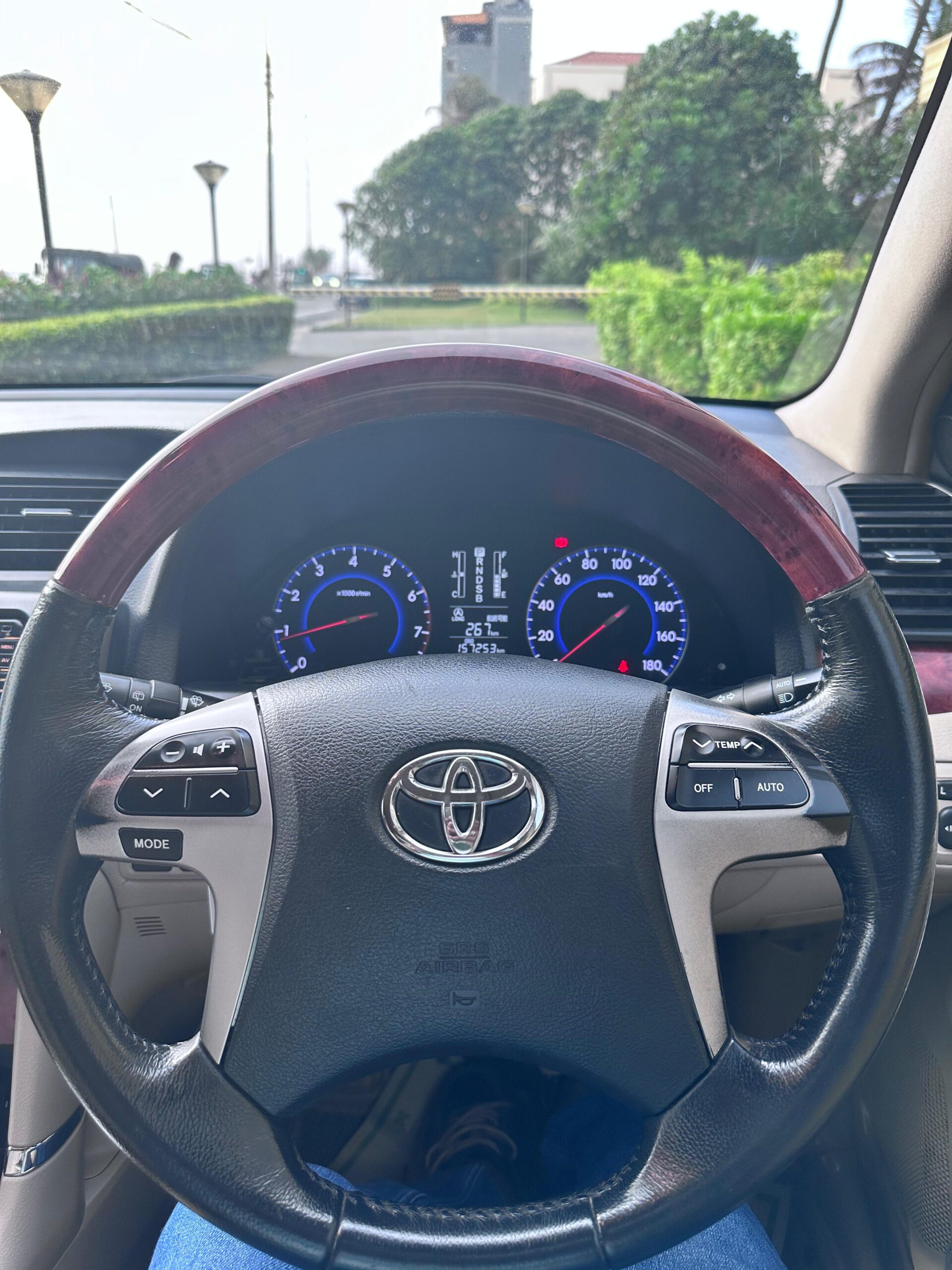 Toyota Premio G Superior 2015