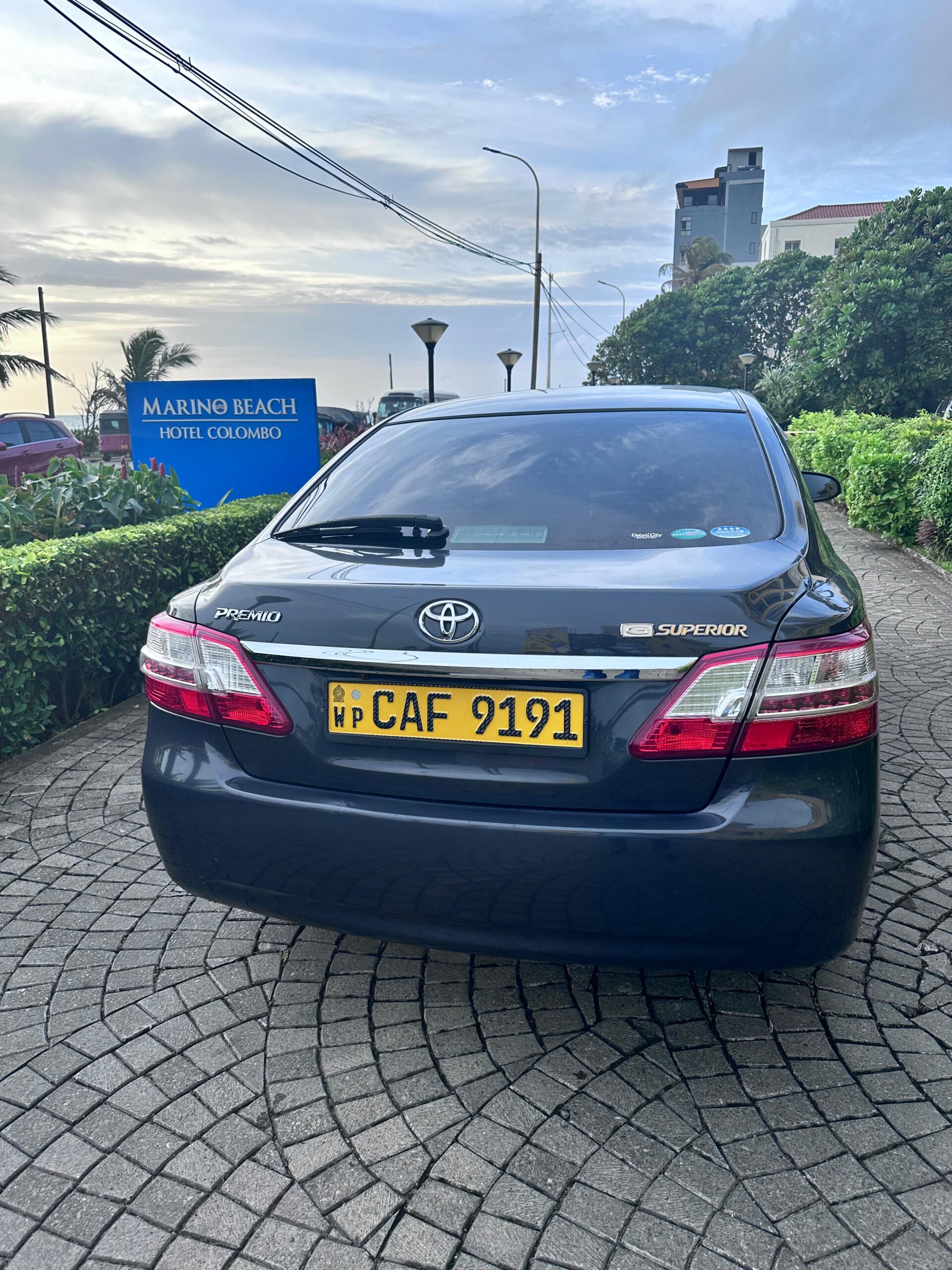 Toyota Premio G Superior 2015