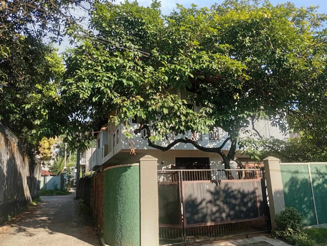 Tow Story House – Kelaniya