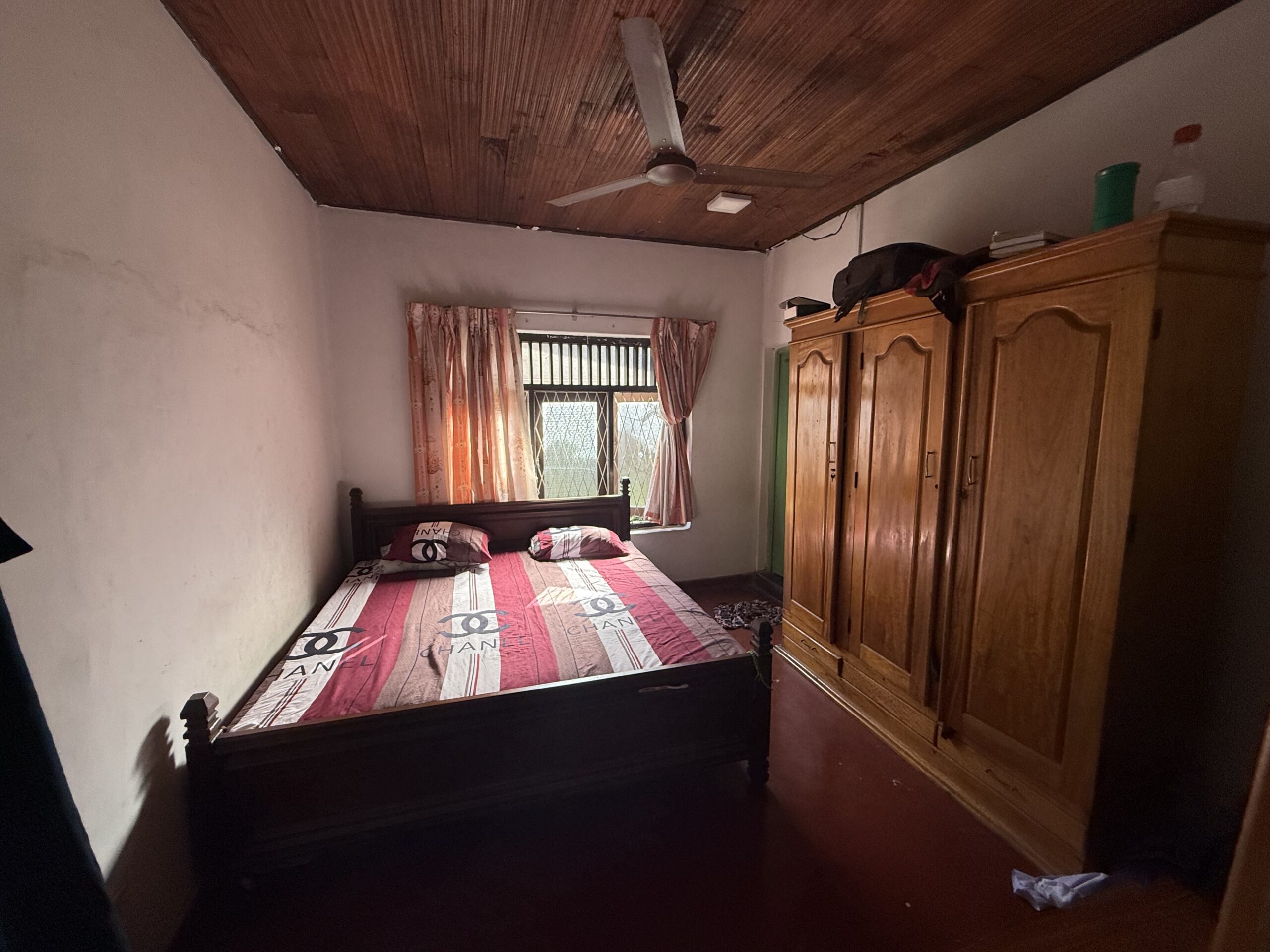 House with Land at Wellampitiya