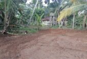 A Land For Sale With House Angunukolapalassa