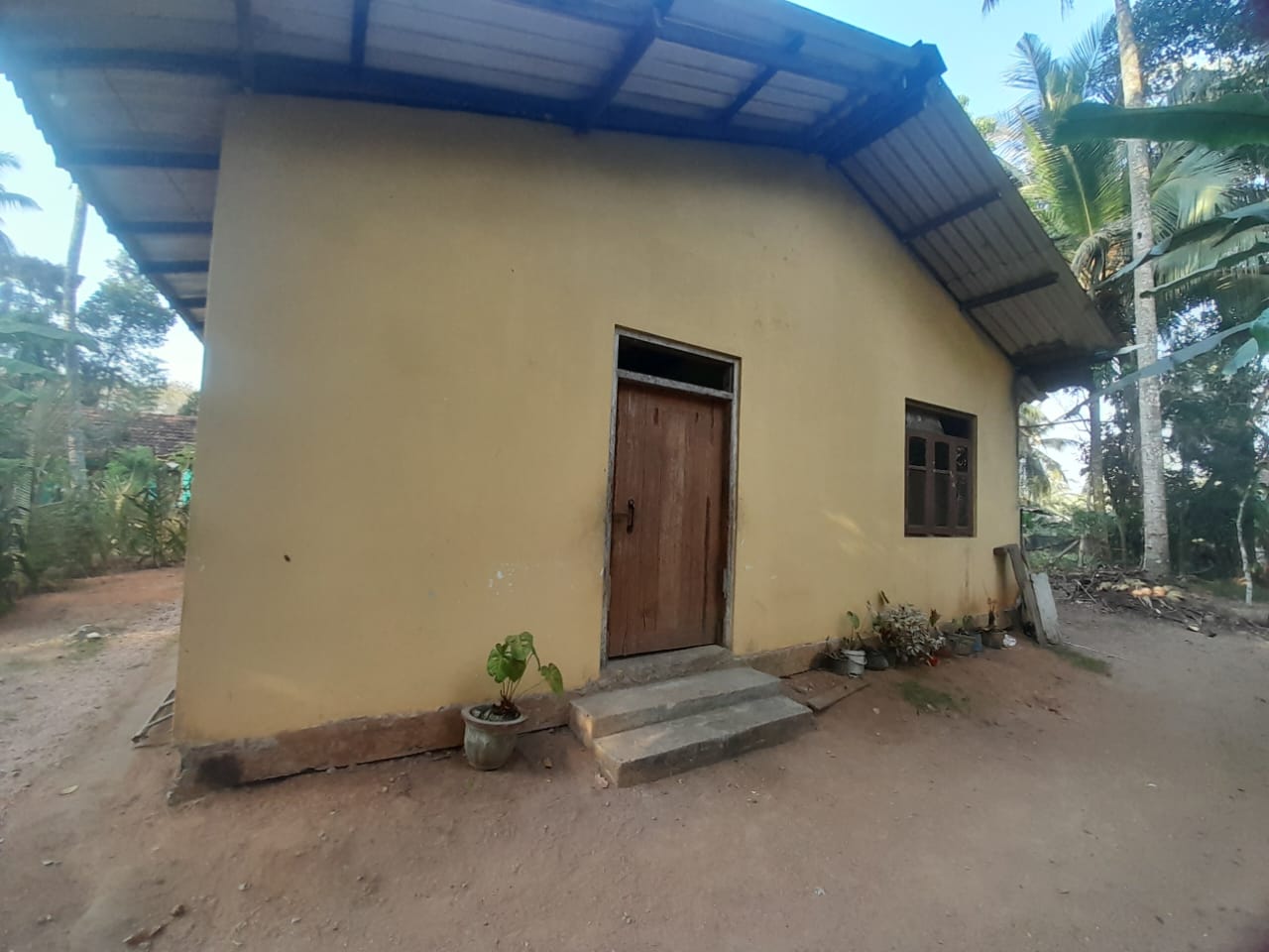 Land with House for Sale Delgoda