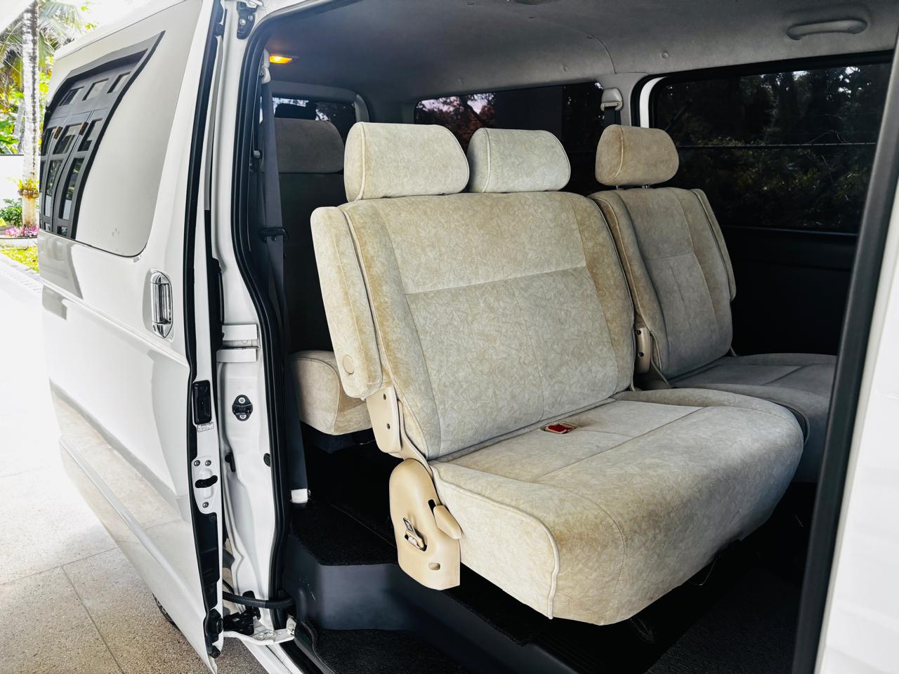 Toyota KDH 2015 Dark Prime