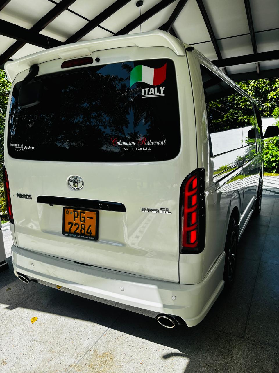 Toyota KDH 2015 Dark Prime