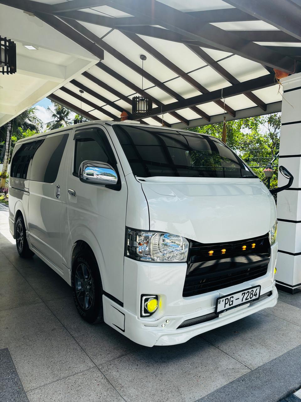 Toyota KDH 2015 Dark Prime