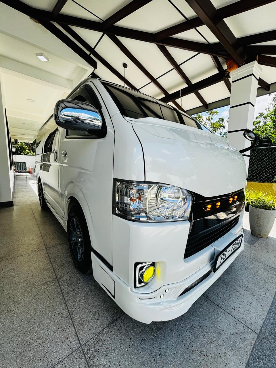 Toyota KDH 2015 Dark Prime