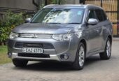 Mitsubishi Outlander SUV 2015