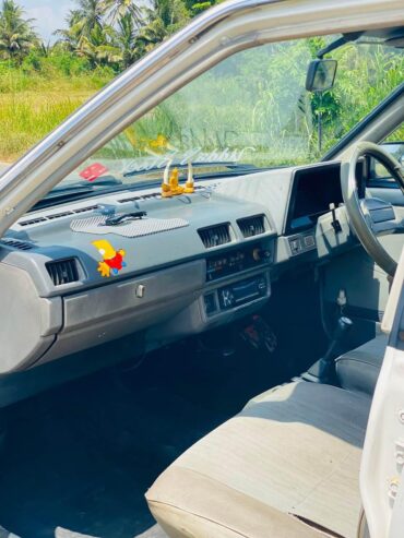 Nissan Sunny 1985