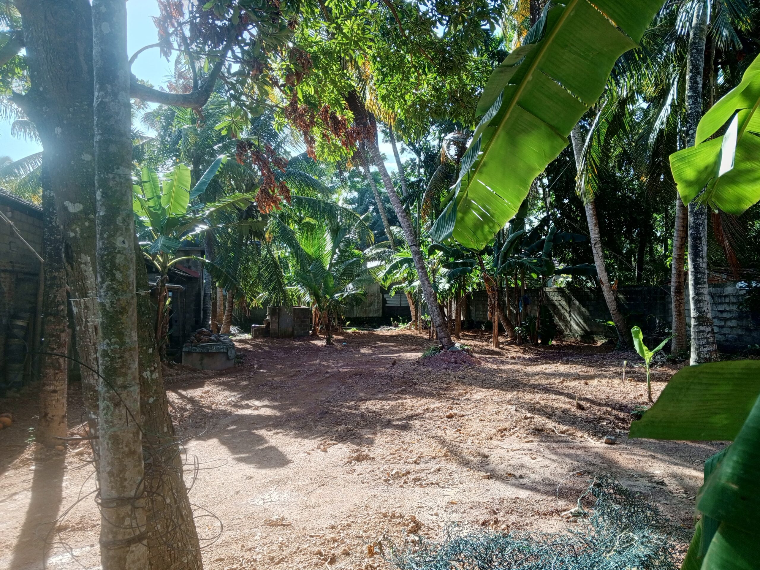 Land with House for Sale in Negambo