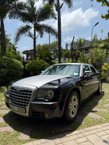 Chrysler 300 2005