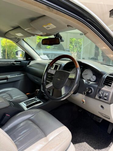 Chrysler 300 2005