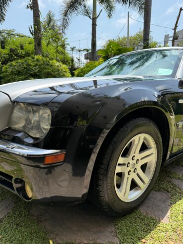 Chrysler 300 2005