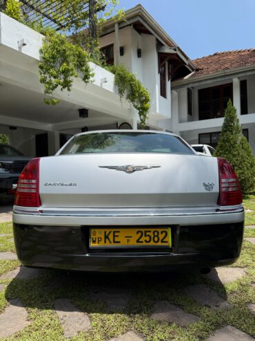 Chrysler 300 2005