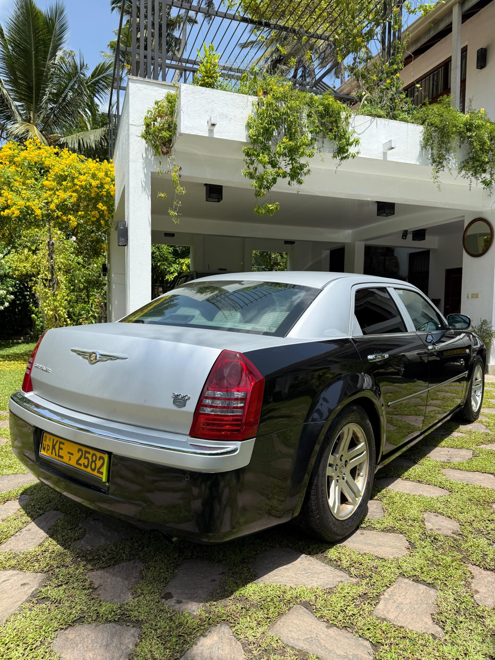 Chrysler 300 2005