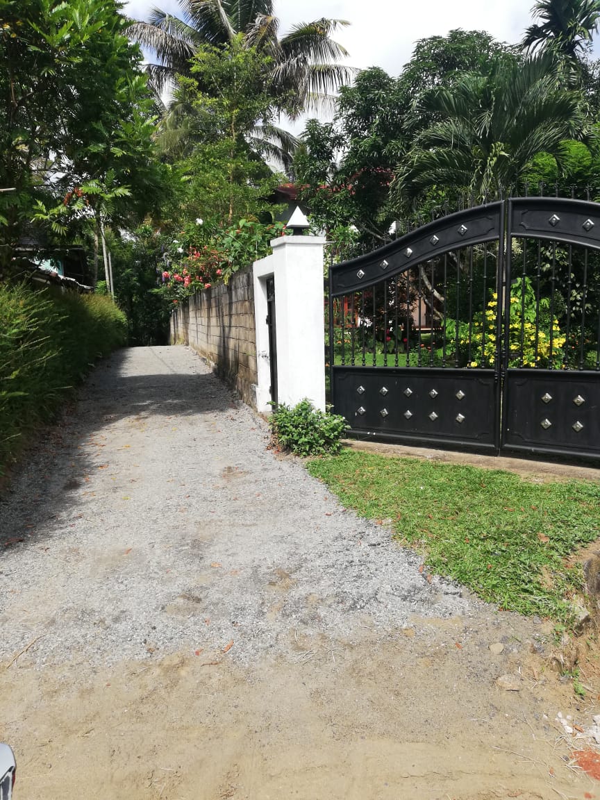 Land for Sale in Pilawala, Kandy