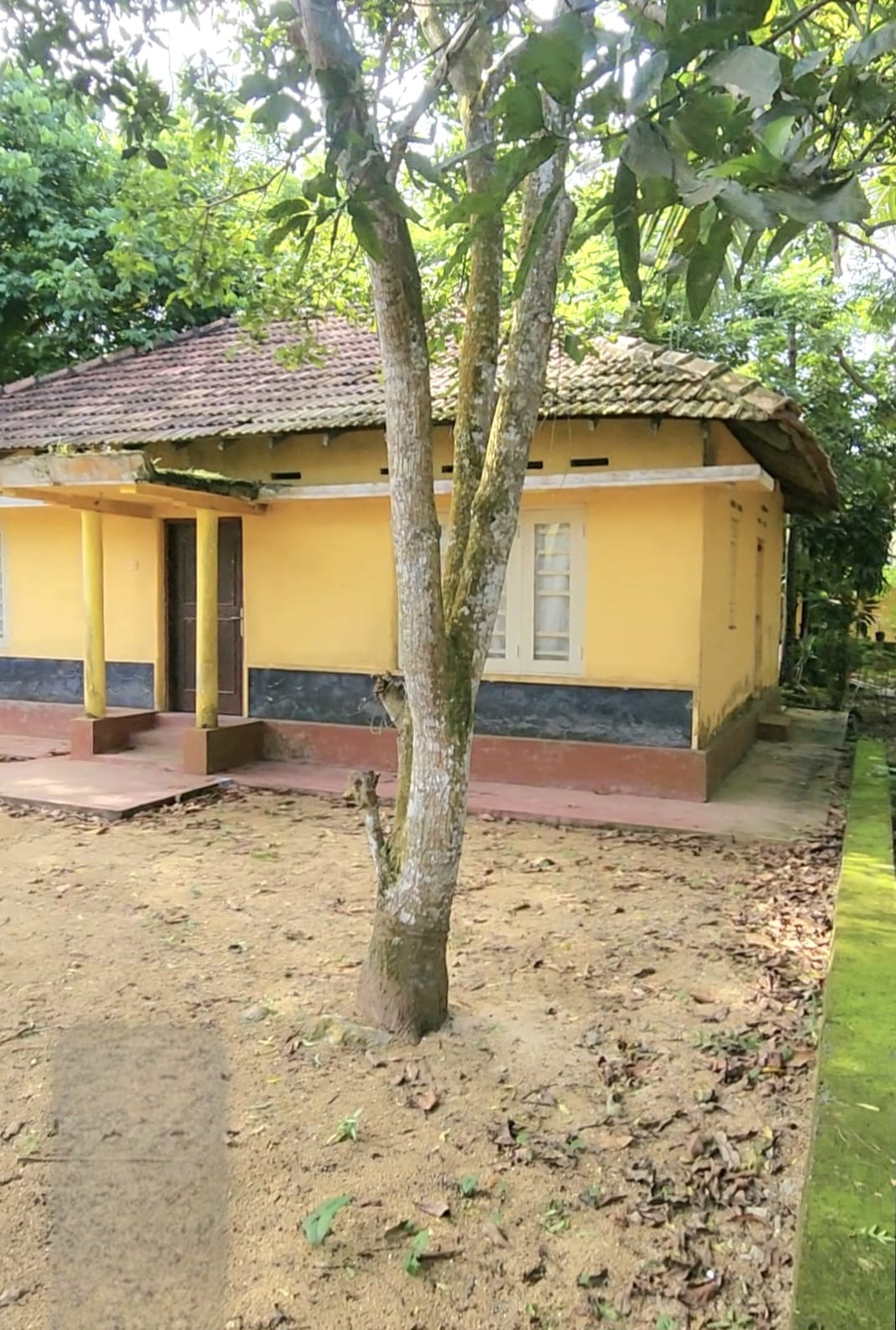 Land with House for Sale – Hikkaduwa